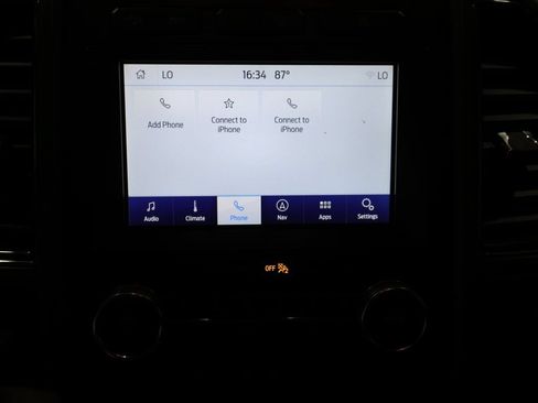 Used 2020 Ford Expedition XLT w/ Equipment Group 202A AWD/4WD image 36