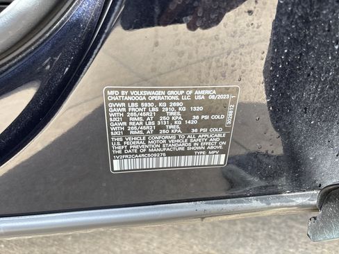 Used 2024 Volkswagen Atlas SEL Premium R-Line AWD/4WD image 35