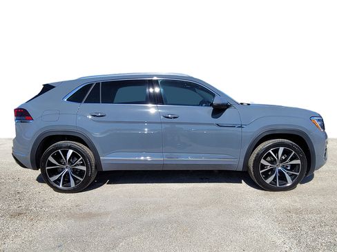 New 2026 Volkswagen Atlas Cross Sport SEL Premium R-Line AWD/4WD image 5
