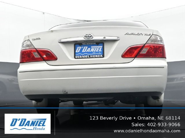 Used 2004 Toyota Avalon FWD image 11
