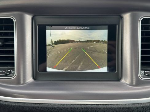 Used 2022 Dodge Charger SXT image 17