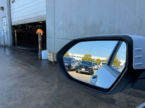 Used 2025 Hyundai Kona SEL image 19