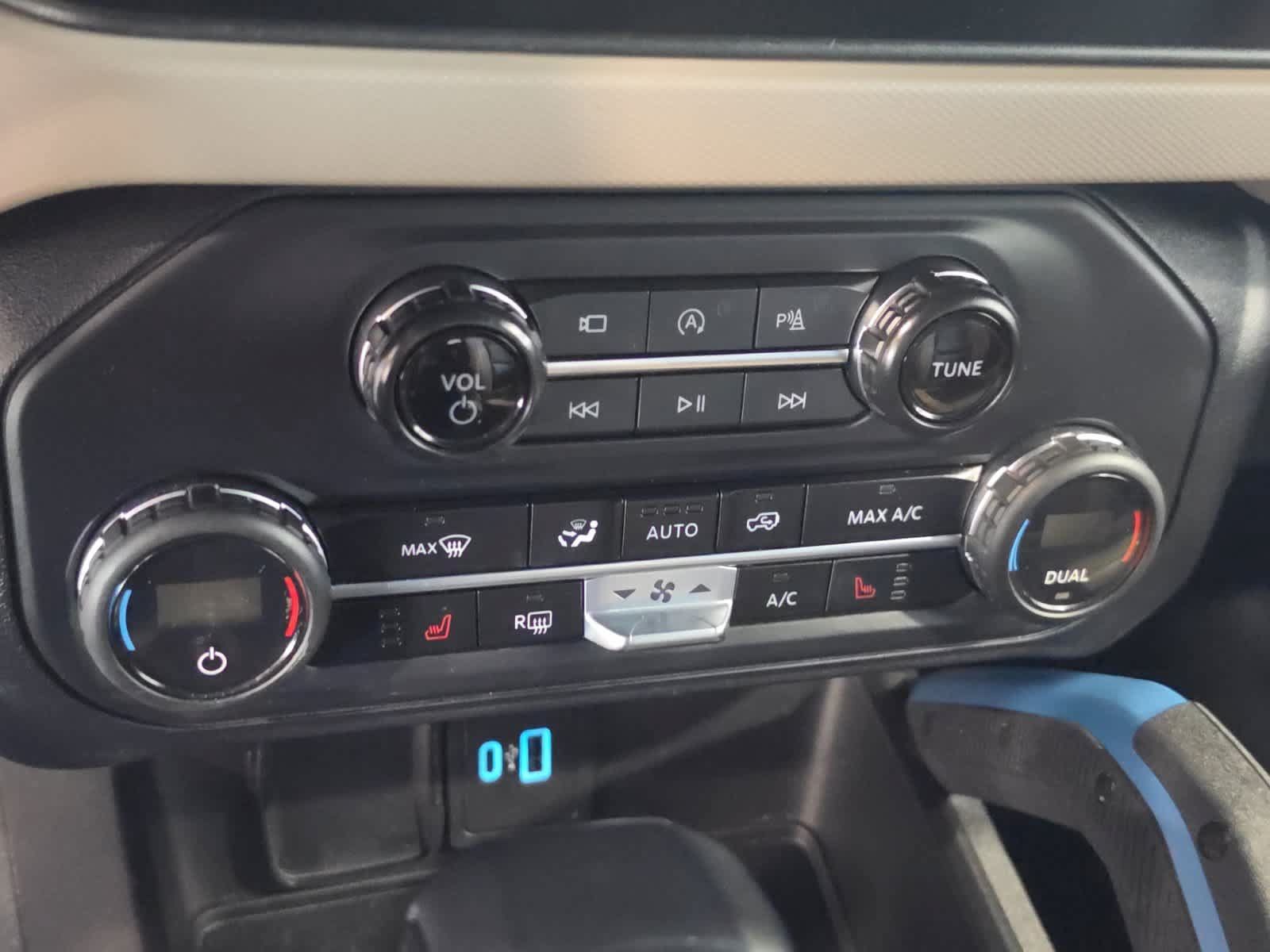 Used 2023 Ford Bronco Wildtrak AWD/4WD image 26