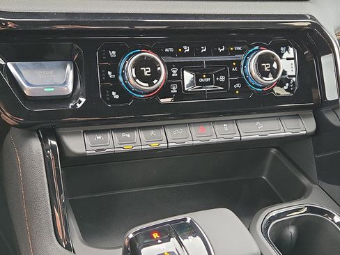 New 2026 GMC Sierra 1500 AT4 w/ AT4 Premium Package image 28