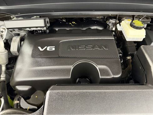 Used 2020 Nissan Pathfinder SV image 33