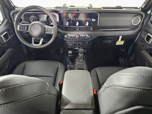 New 2026 Jeep Wrangler Unlimited Sahara w/ Whitecap Package AWD/4WD image 20