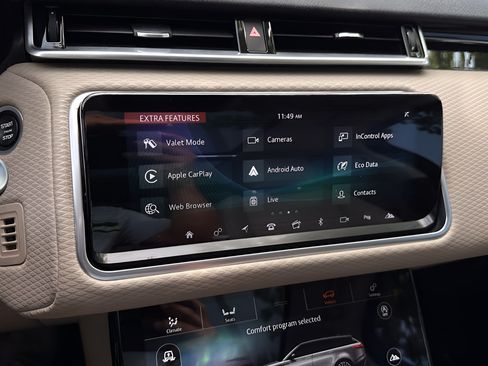 Used 2019 Land Rover Range Rover Velar S AWD/4WD image 9