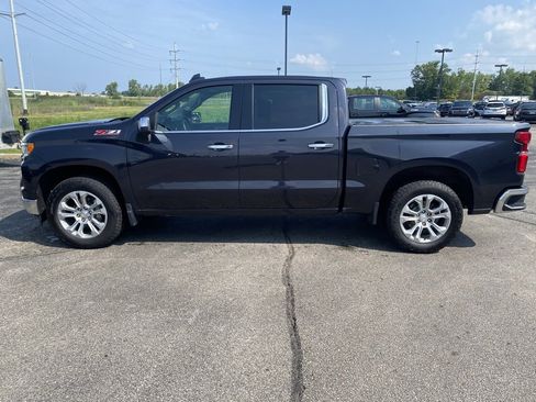 Used 2022 Chevrolet Silverado 1500 LTZ w/ Technology Package image 4