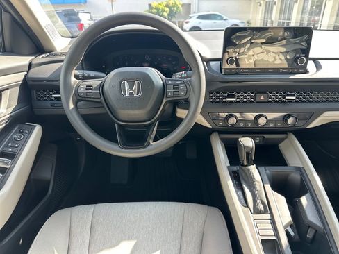 New 2025 Honda Accord SE image 11