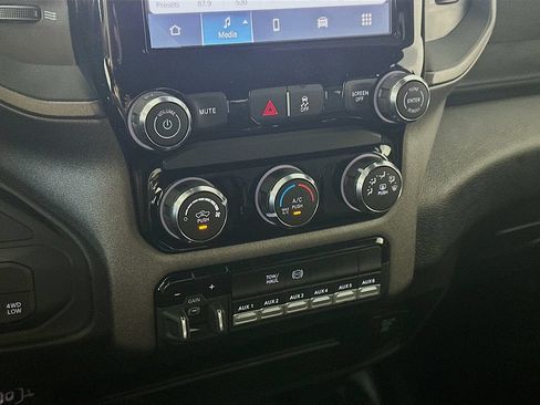 New 2026 RAM 2500 Tradesman AWD/4WD image 15