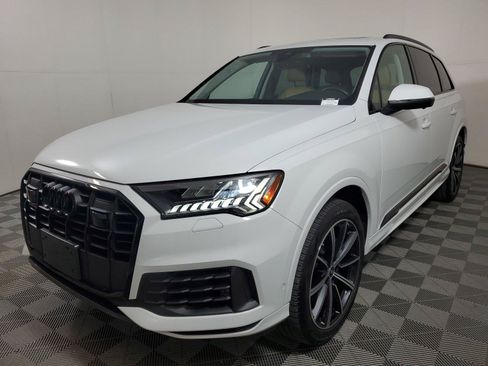 Used 2023 Audi Q7 3.0T Premium Plus w/ Premium Plus Package AWD/4WD image 3