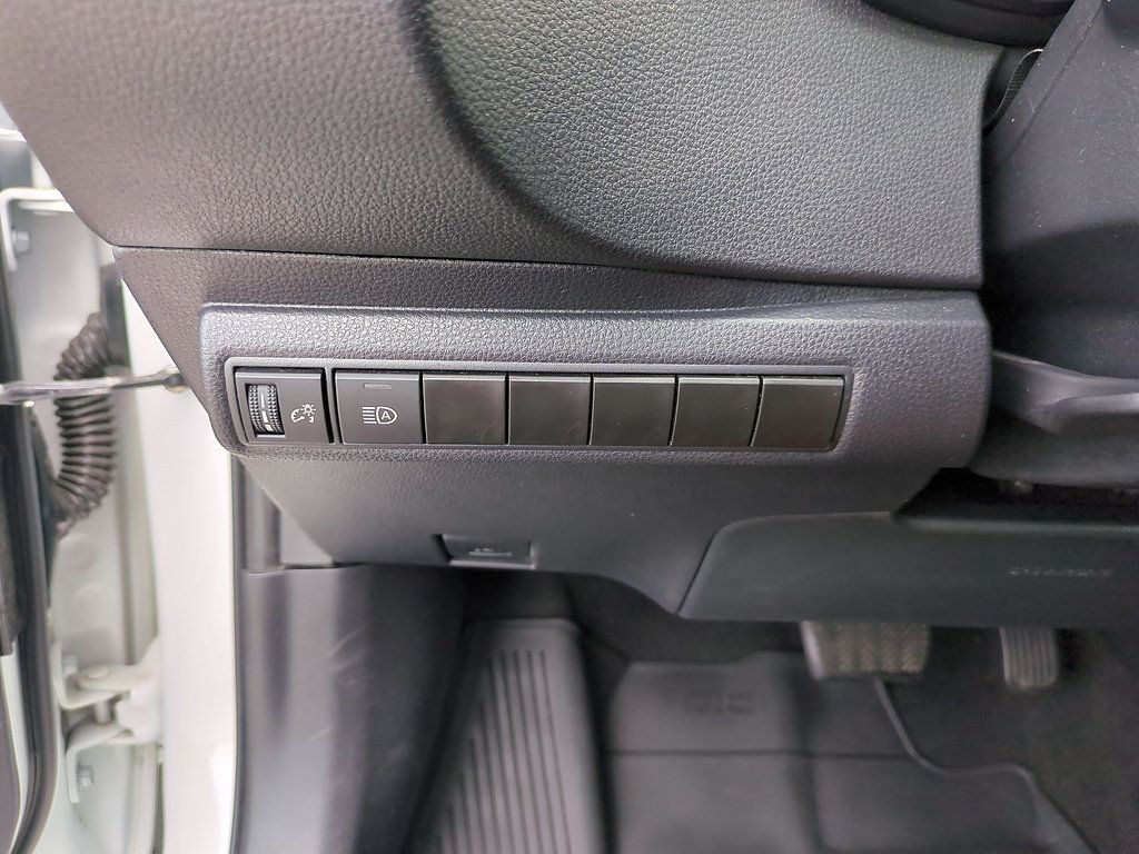 Certified 2024 Toyota Corolla LE FWD image 15