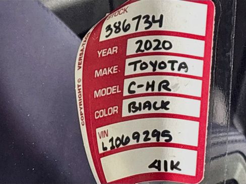 Used 2020 Toyota C-HR XLE FWD image 25