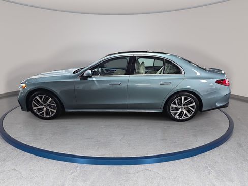 New 2026 Mercedes-Benz E 350 4MATIC Sedan image 8