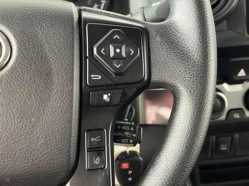 Used 2021 Toyota Tacoma SR AWD/4WD image 23