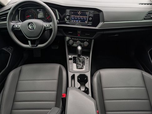 Used 2021 Volkswagen Jetta SE FWD image 11