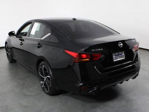 Certified 2025 Nissan Altima 2.5 SR FWD image 4