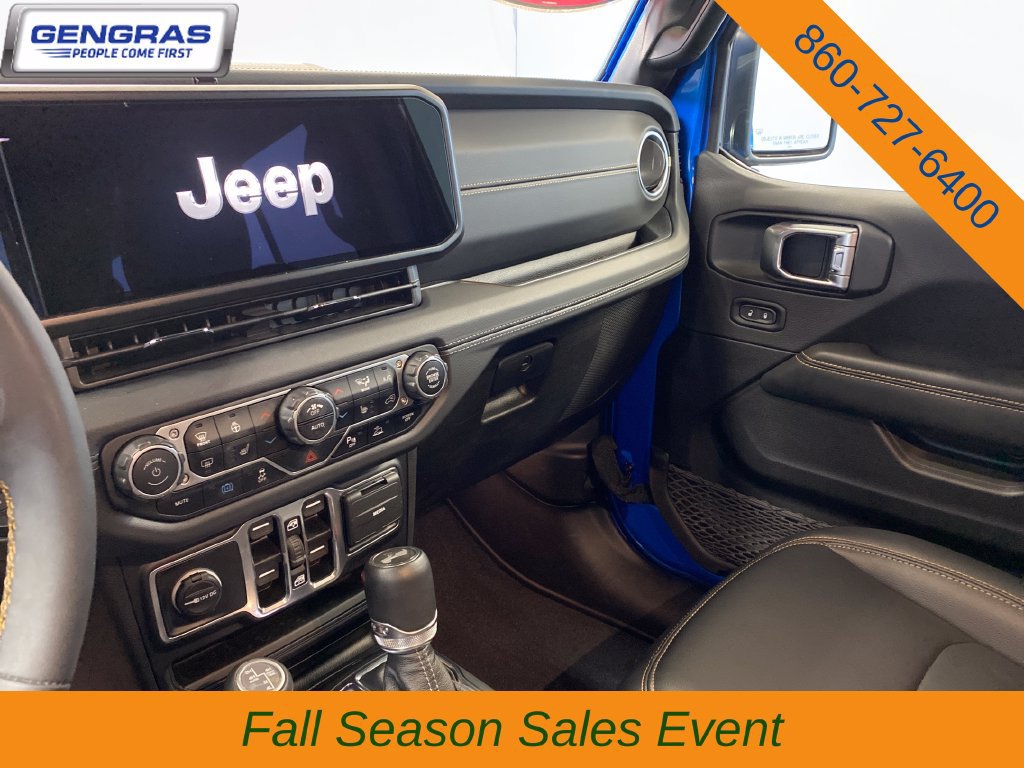 Used 2024 Jeep Wrangler Unlimited Sahara w/ Safety Group AWD/4WD image 16