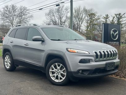 Used 2017 Jeep Cherokee Latitude w/ Cold Weather Group