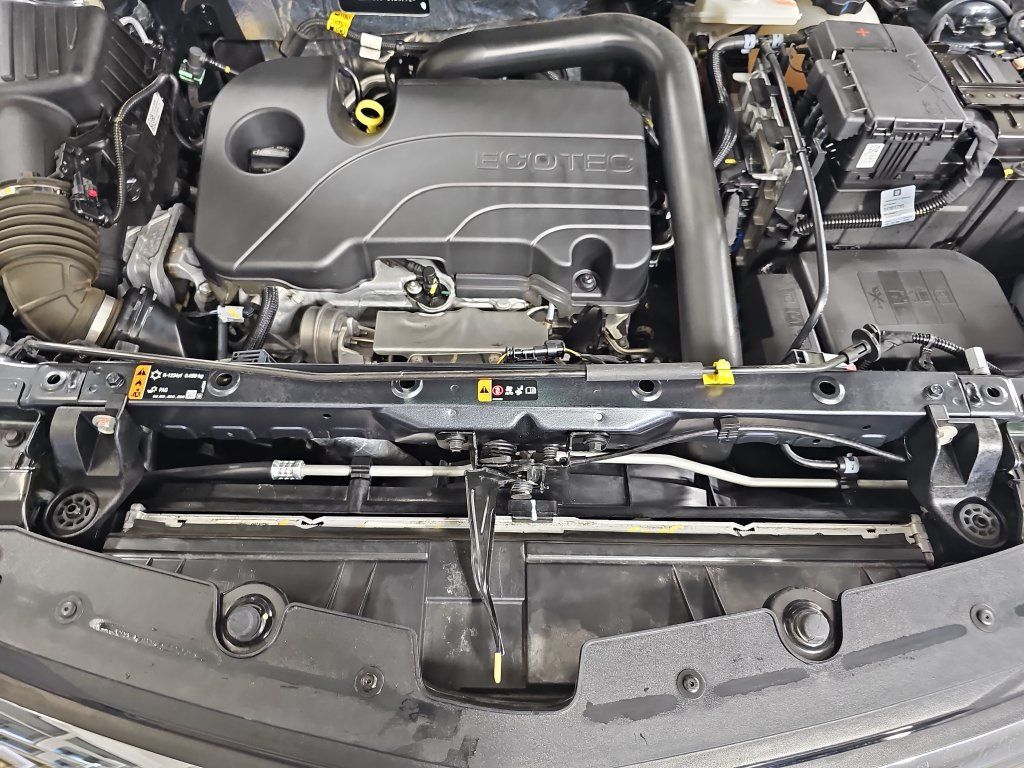 Certified 2023 Chevrolet Equinox LT FWD image 35