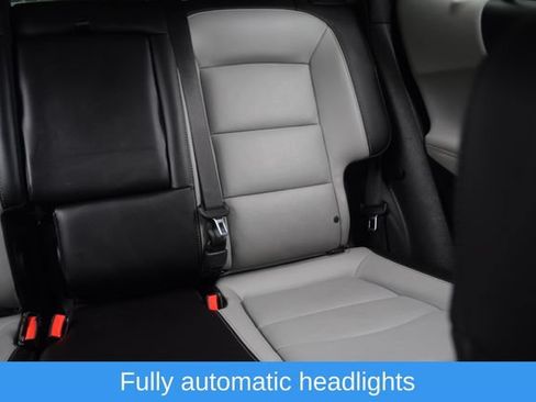 Used 2019 Chevrolet Equinox Premier FWD image 17