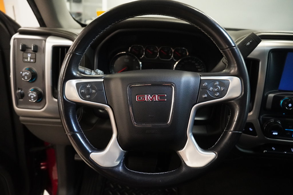 Used 2018 GMC Sierra 1500 SLE w/ SLE Value Package AWD/4WD image 14