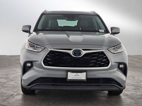 Used 2022 Toyota Highlander Bronze Edition image 8