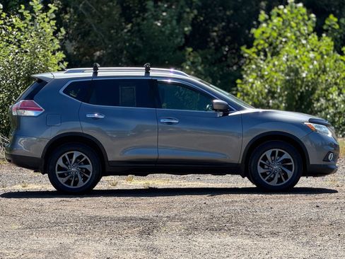 Used 2016 Nissan Rogue SL w/ SL Premium Package AWD/4WD image 8