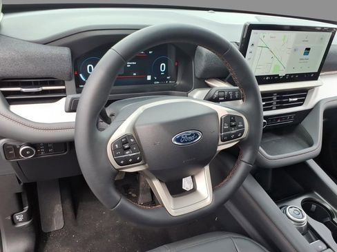 New 2026 Ford Explorer Active w/ Active Comfort Package AWD/4WD image 22