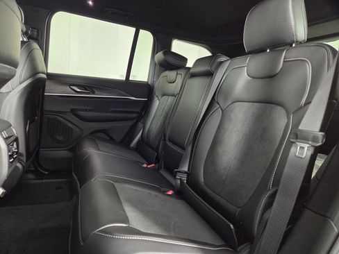New 2026 Jeep Grand Cherokee Altitude RWD image 14
