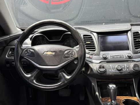 Used 2015 Chevrolet Impala LT w/ Convenience Package FWD image 23