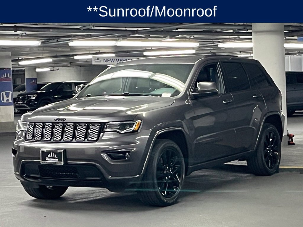 Used 2021 Jeep Grand Cherokee Laredo X AWD/4WD image 4