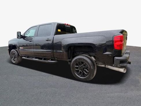 Used 2019 Chevrolet Silverado 2500 LTZ w/ Duramax Plus Package AWD/4WD image 4
