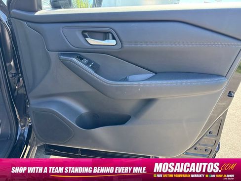 Used 2026 Nissan Rogue SL AWD/4WD image 9