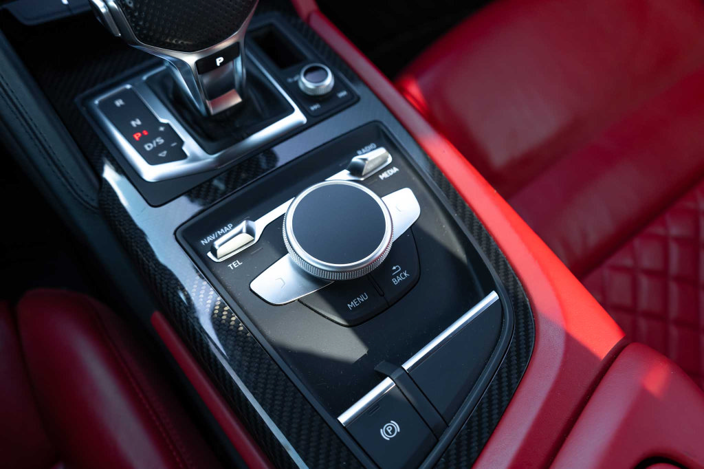 Used 2018 Audi R8 V10 plus AWD/4WD image 31