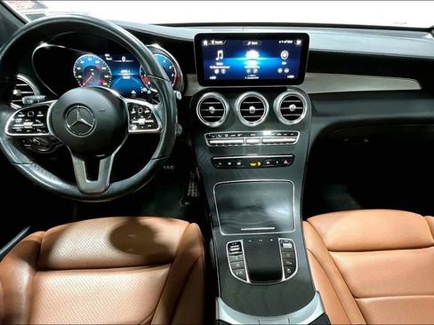 Used 2023 Mercedes-Benz GLC 300 4MATIC Coupe image 14