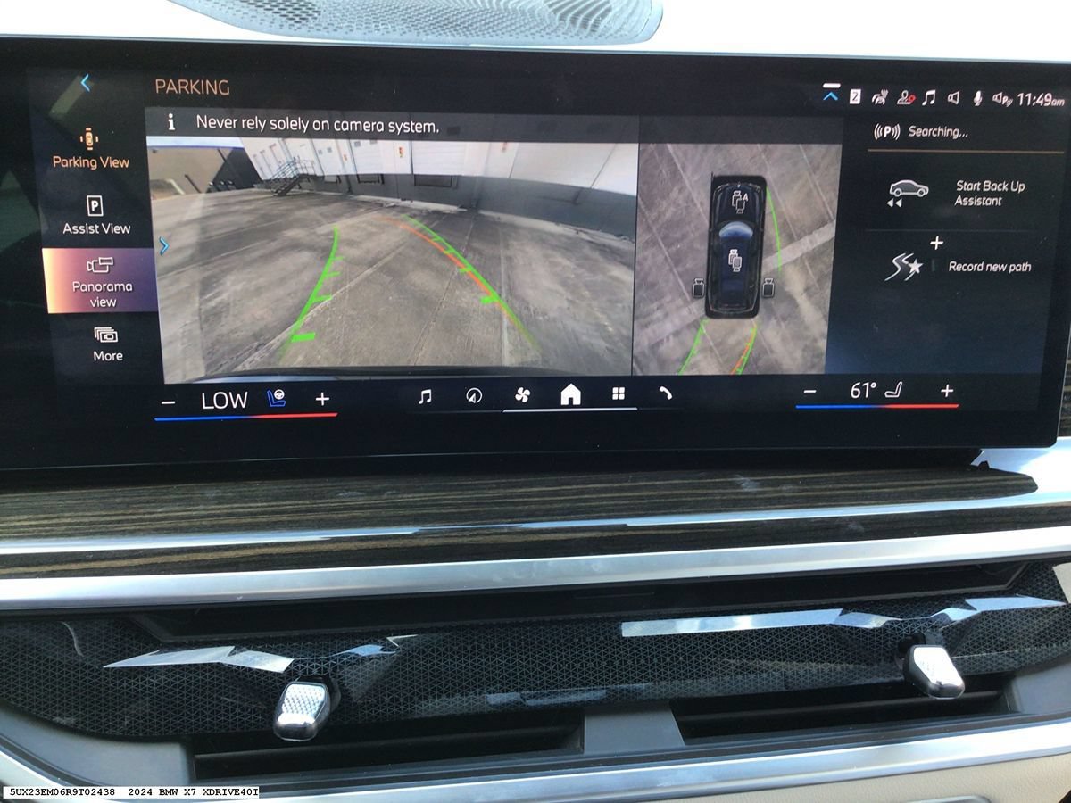 Used 2024 BMW X7 xDrive40i w/ M Sport Package AWD/4WD image 18