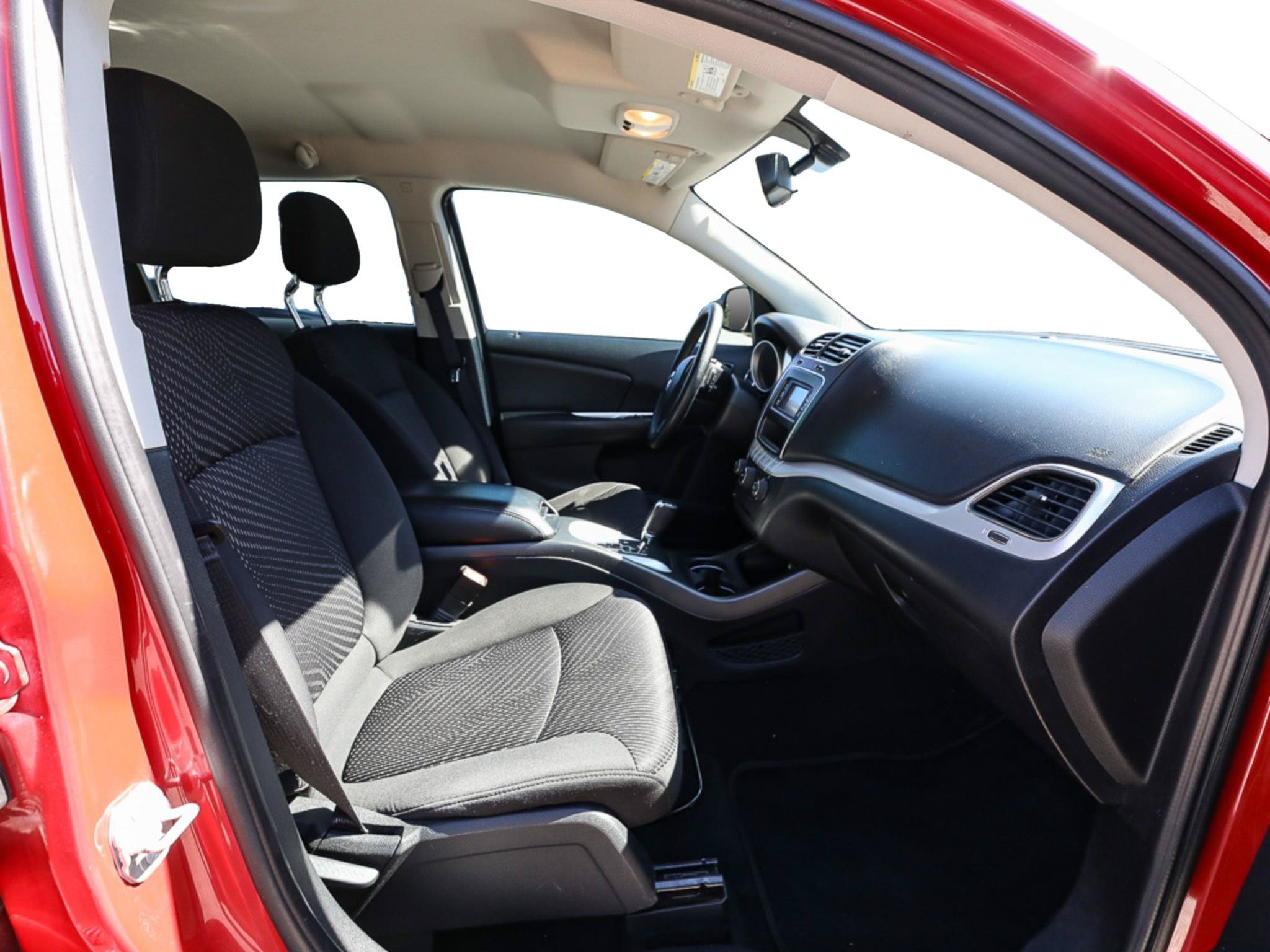Used 2016 Dodge Journey SE FWD image 21