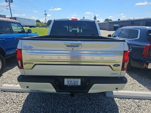 Used 2019 Ford F150 Platinum w/ Equipment Group 701A Luxury AWD/4WD image 9
