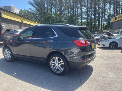 Used 2020 Chevrolet Equinox Premier FWD image 7