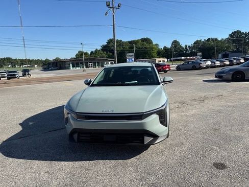 Used 2025 Kia K4 FWD image 7