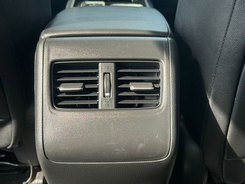 Used 2019 Honda Accord Touring image 28