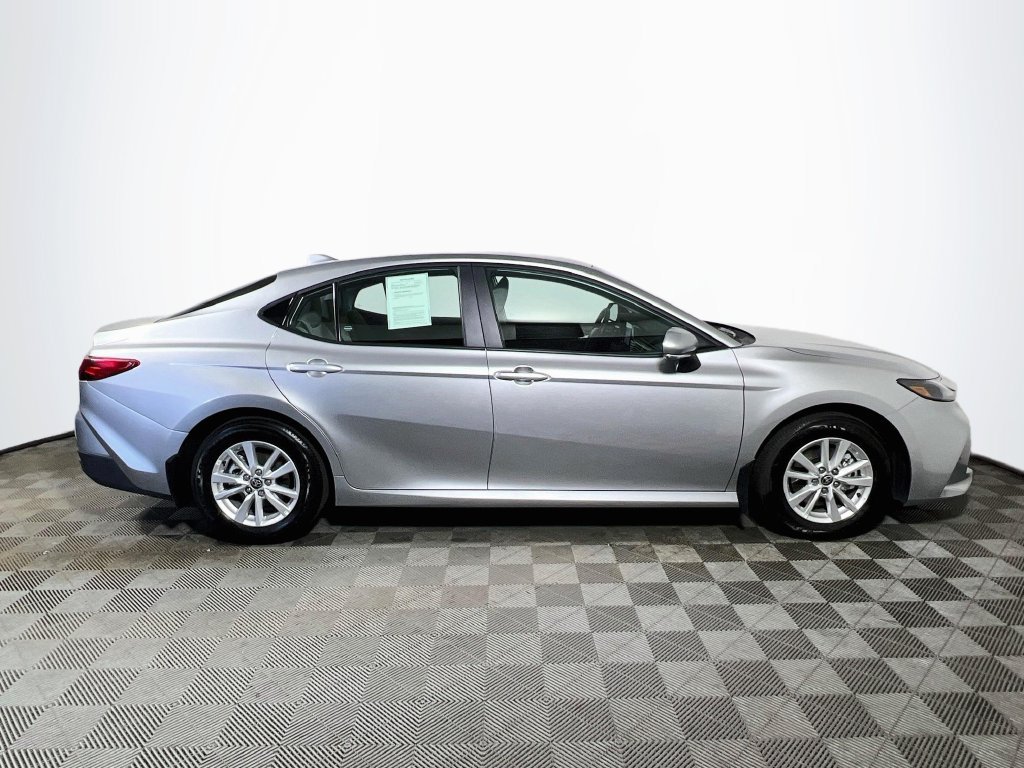 Used 2025 Toyota Camry LE w/ Convenience Package AWD/4WD image 8
