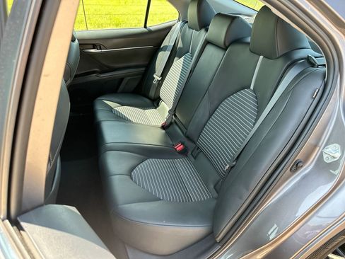 Used 2024 Toyota Camry SE image 21