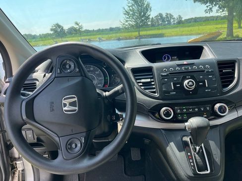 Used 2015 Honda CR-V LX image 7