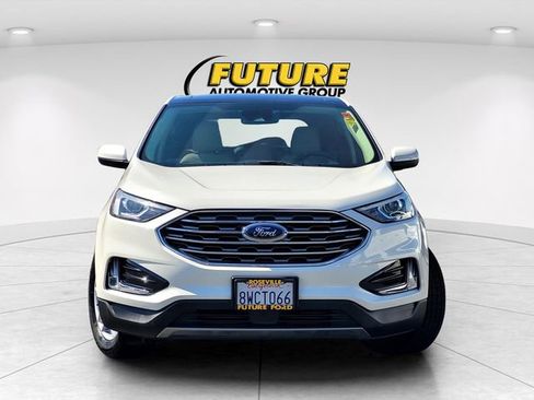 Certified 2021 Ford Edge SEL w/ Convenience Package AWD/4WD image 2