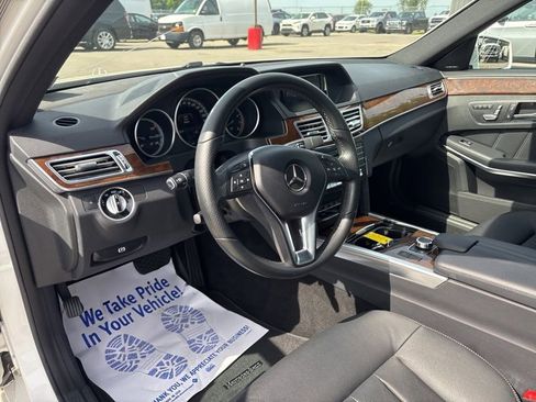 Used 2016 Mercedes-Benz E 350 4MATIC Sedan image 20