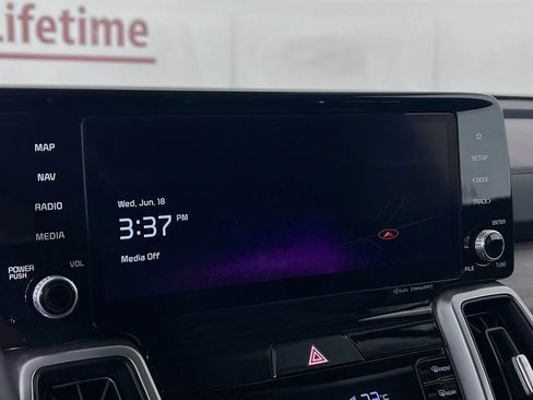 Used 2022 Kia Sorento S w/ Panoramic Sunroof Package AWD/4WD image 7