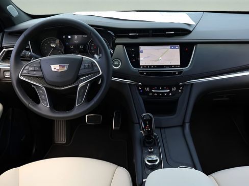 New 2026 Cadillac XT5 Sportv image 15