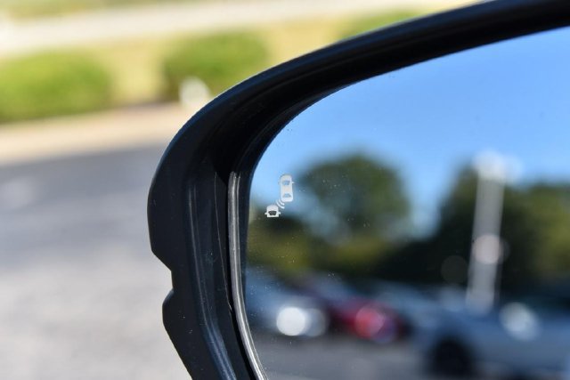 Used 2024 Honda CR-V EX image 9